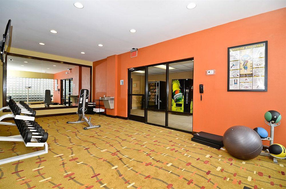 Holiday Inn Express Burlington By Ihg Facilities photo